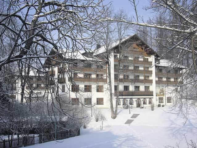 Hotel Am Kofel - Gesundheitszentrum Oberammergau Exterior photo